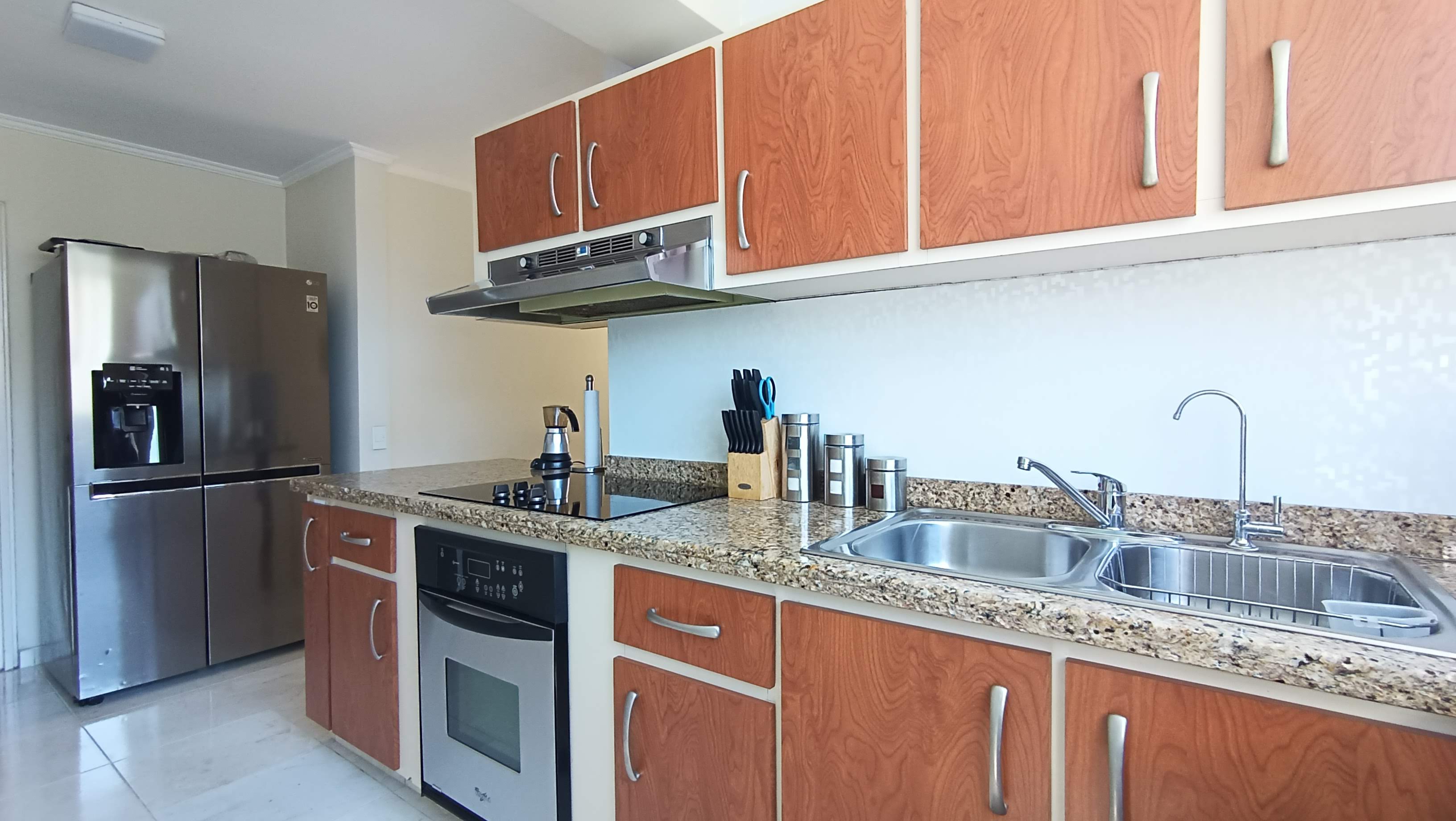 Remodelado apartamento en venta en La Urbina Caracas