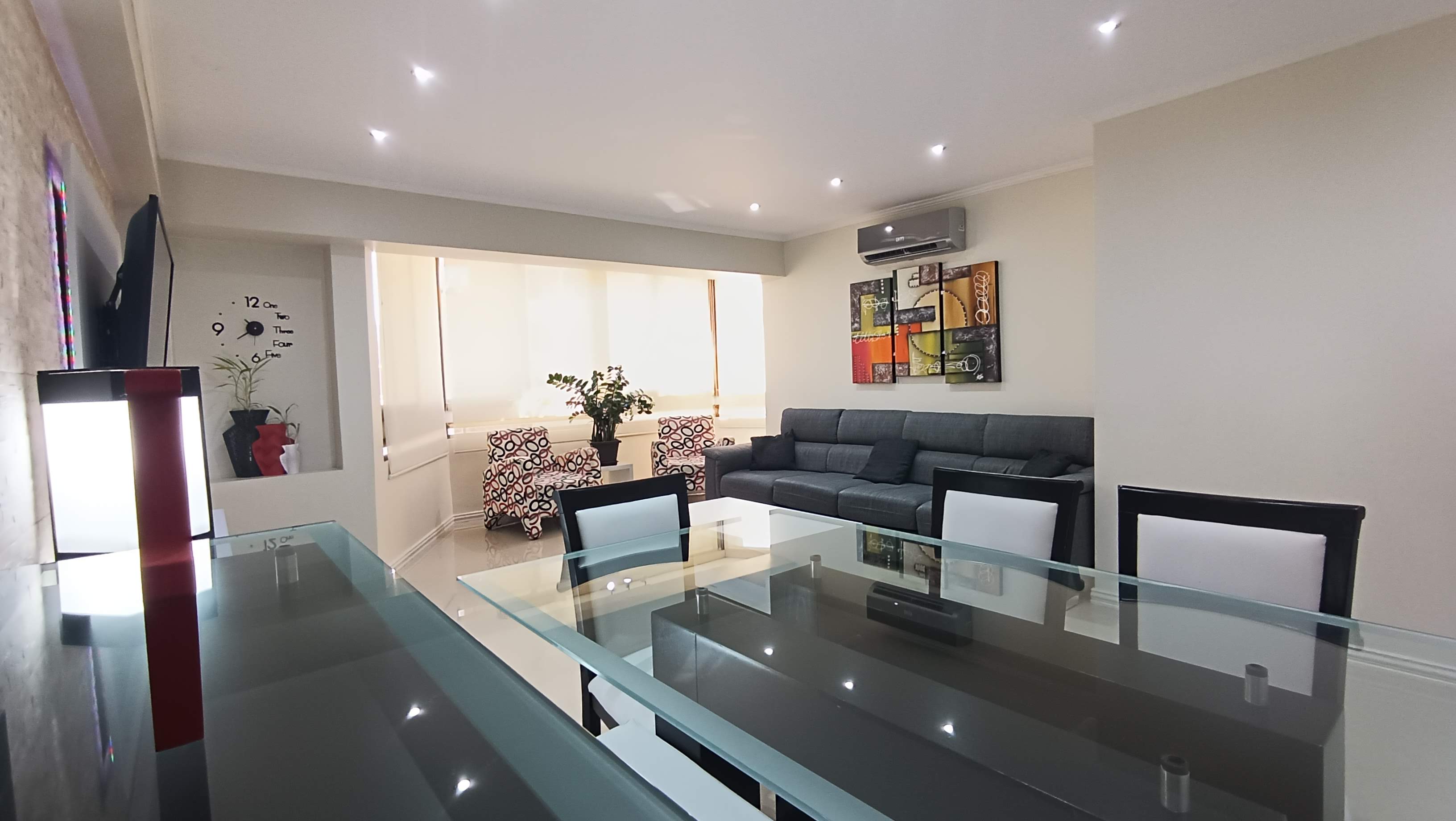 Remodelado apartamento en venta en La Urbina Caracas